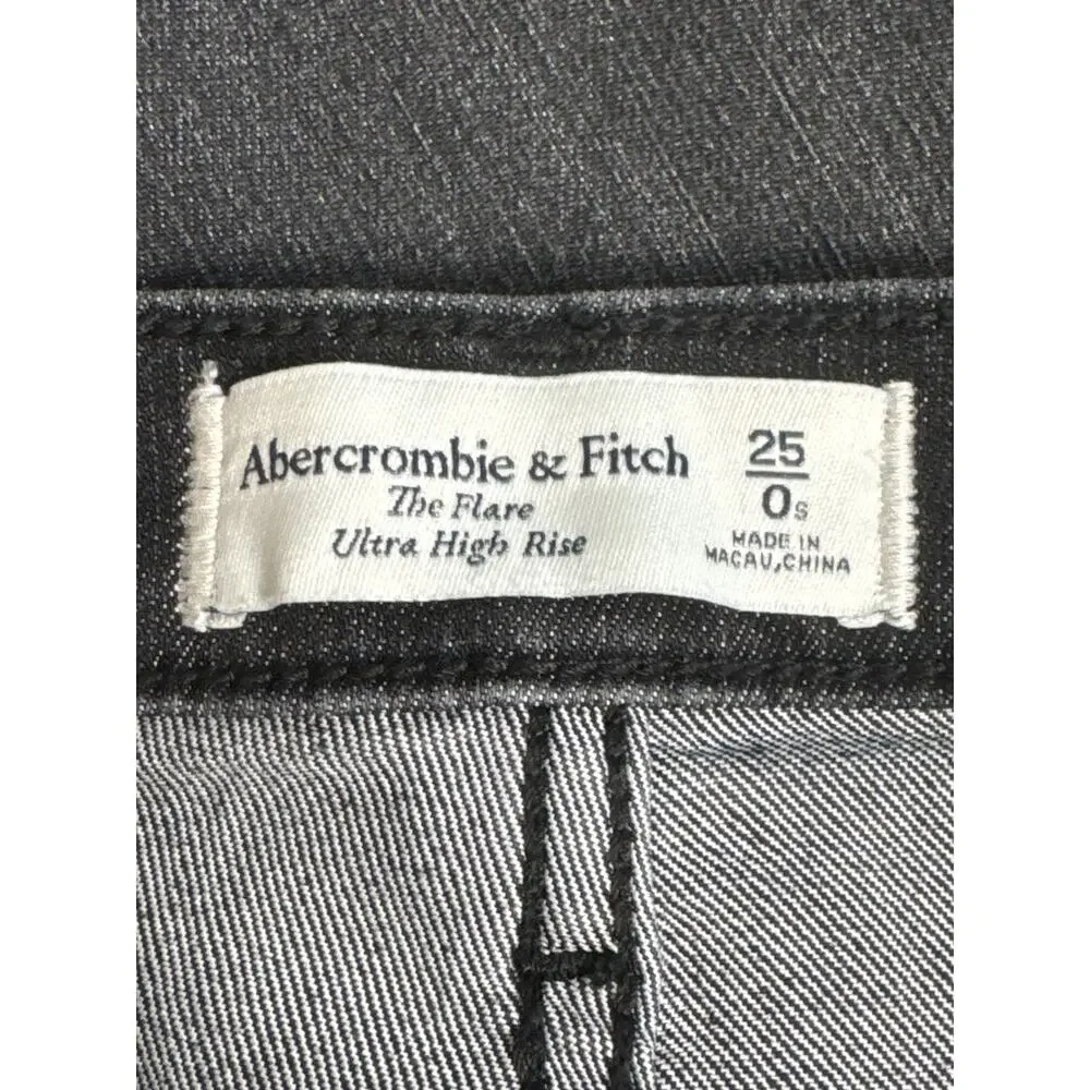 Abercrombie & Fitch excellent pre